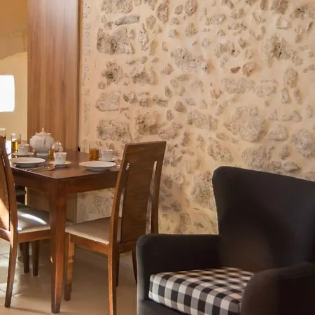 Porto Enetiko Apartman *