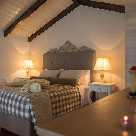 Porto Enetiko ريثيمنو