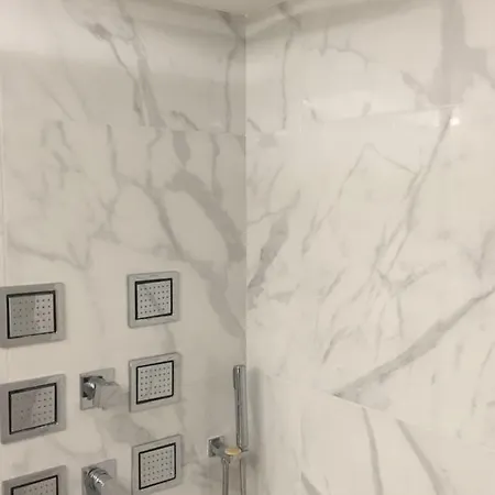 Porto Enetiko ريثيمنو