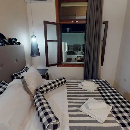 Apartment Porto Enetiko *